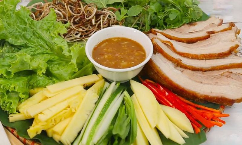 Hoàng Tín - Bánh tráng cuốn thịt heo Đà Nẵng ngon